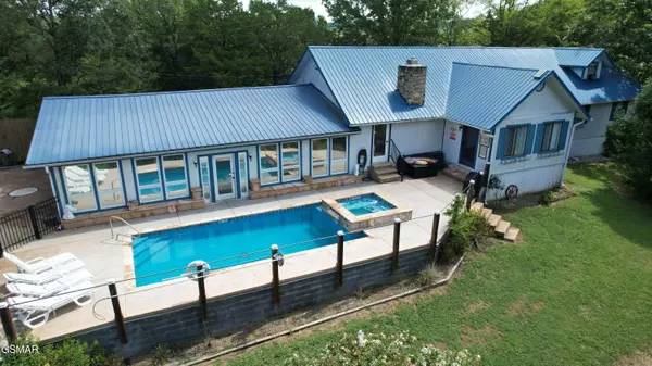 898 Lake View LOOP, Sevierville, TN 37876