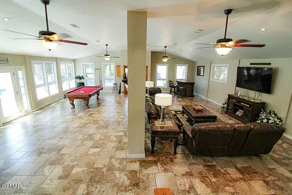 898 Lake View LOOP, Sevierville, TN 37876