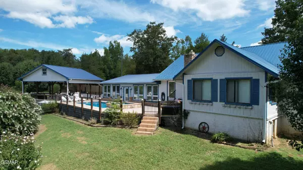 898 Lake View LOOP, Sevierville, TN 37876