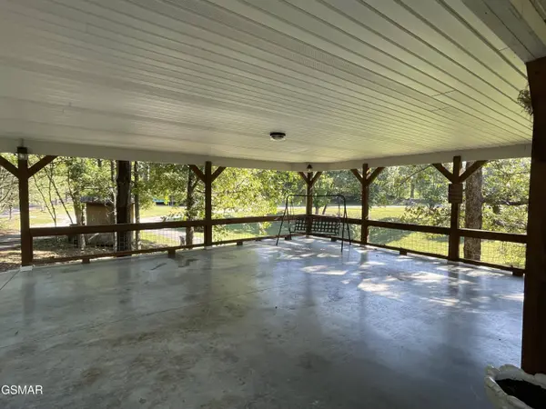 894 Lake View Loop, Sevierville, TN 37876