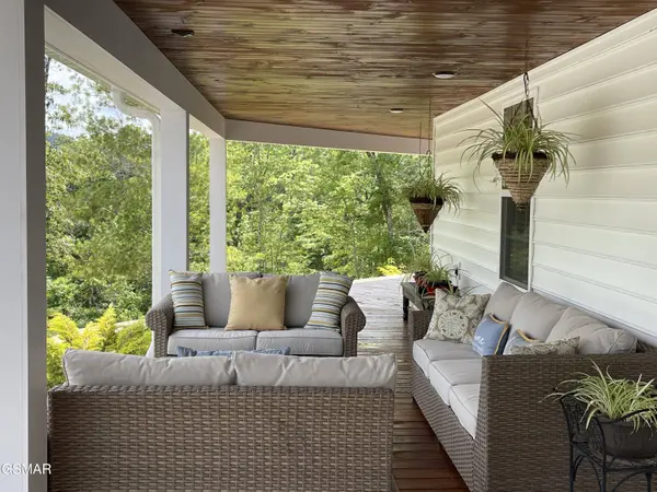 2750 Sulpher Springs Road, Sevierville, TN 37862