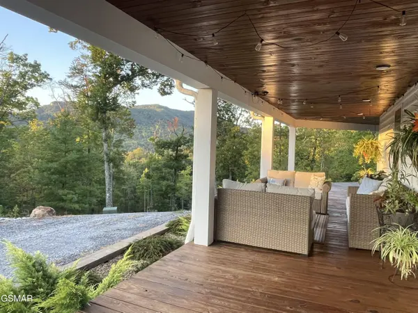2750 Sulpher Springs Road, Sevierville, TN 37862