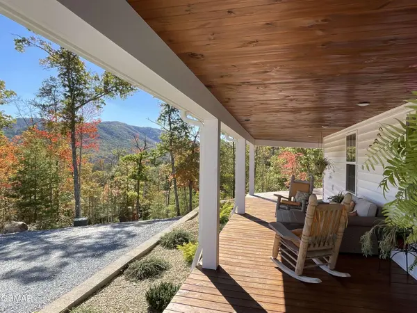 2750 Sulpher Springs Road, Sevierville, TN 37862