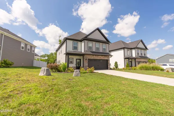 1722 Melton Meadows Drive, Maryville, TN 37803