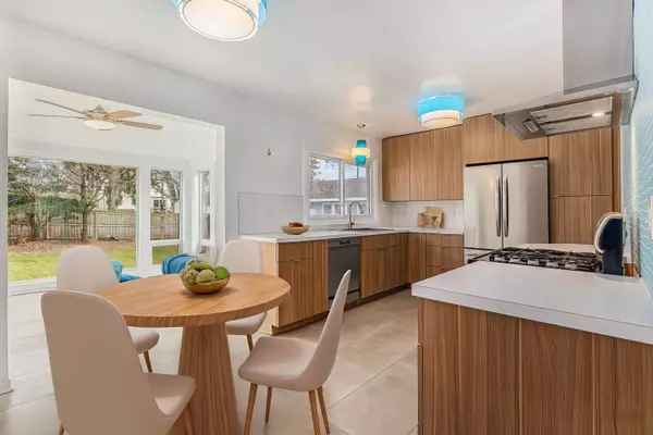 208 3 Mile NE Road, Grand Rapids, MI 49505