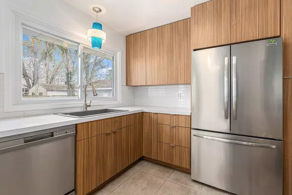 208 3 Mile NE Road, Grand Rapids, MI 49505