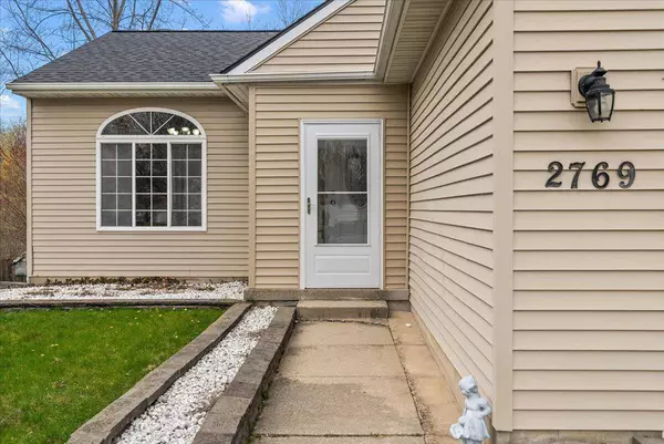 2769 Paddington SE Drive, Kentwood, MI 49512