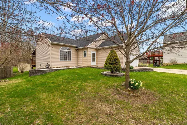 2769 Paddington SE Drive, Kentwood, MI 49512