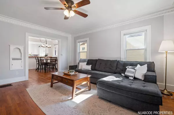 849 Burton SE Street, Grand Rapids, MI 49507