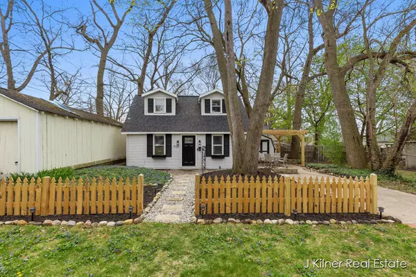 938 Hazen SE Street, Grand Rapids, MI 49507