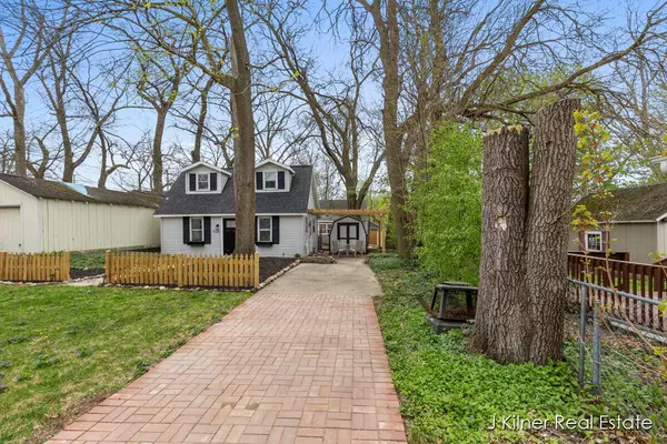 938 Hazen SE Street, Grand Rapids, MI 49507