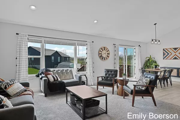 10535 Richfield Lane, Allendale, MI 49401