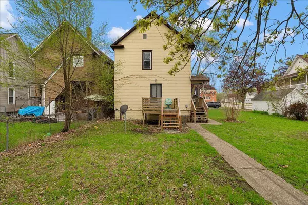 946 McReynolds NW Avenue, Grand Rapids, MI 49504