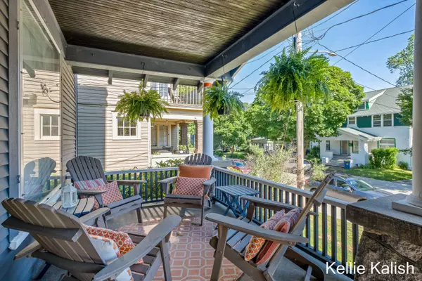 548 Pleasant SE Street, Grand Rapids, MI 49503