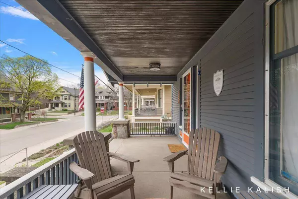 548 Pleasant SE Street, Grand Rapids, MI 49503