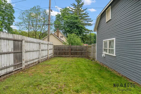 816 Clancy NE Avenue, Grand Rapids, MI 49503