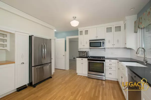 301 Sligh NE Boulevard, Grand Rapids, MI 49505