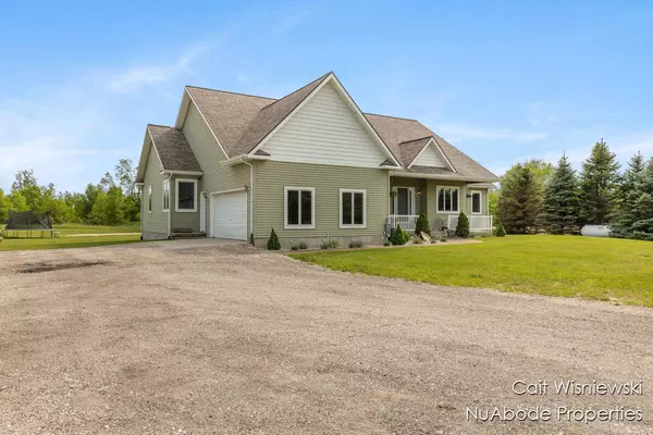 3732 E 128th Street, Grant, MI 49327