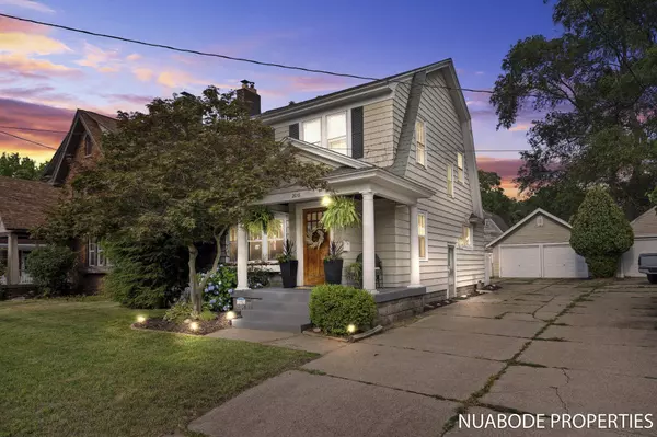 2018 E Paris SE Avenue, Grand Rapids, MI 49546