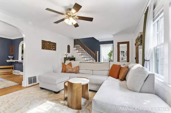 2018 E Paris SE Avenue, Grand Rapids, MI 49546