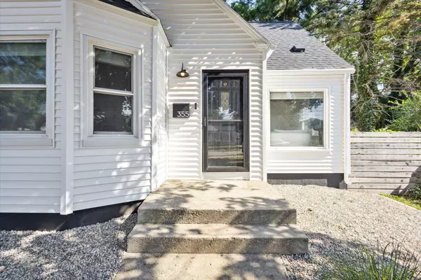 355 Eola SE Street, Grand Rapids, MI 49507