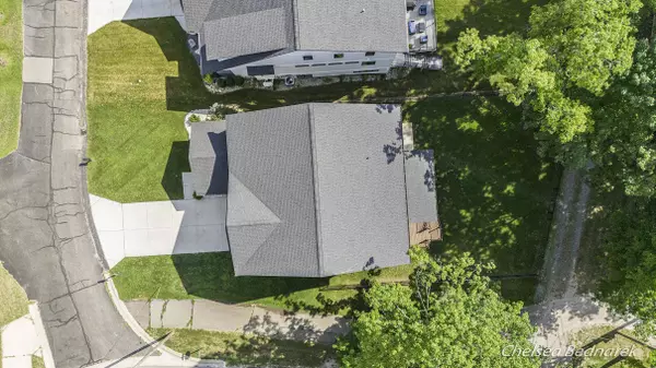 2726 Orange SE Avenue, Grand Rapids, MI 49546