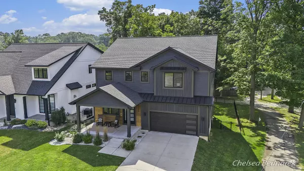 2726 Orange SE Avenue, Grand Rapids, MI 49546