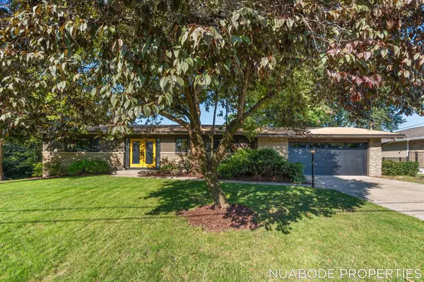 3895 Keeweenaw NE Drive, Grand Rapids, MI 49525