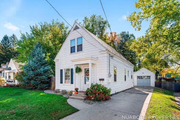 132 Graceland NE Street, Grand Rapids, MI 49505