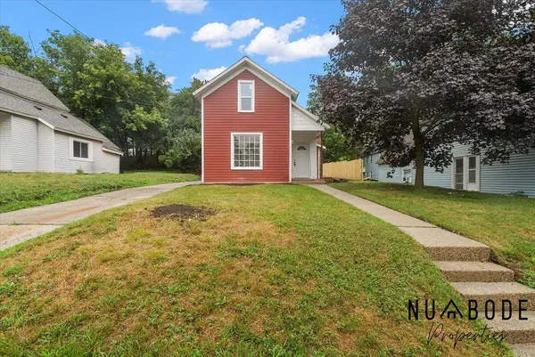 548 Eastern NE Avenue, Grand Rapids, MI 49503