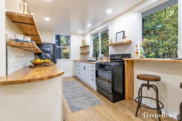 1875 11 Mile NE Road, Comstock Park, MI 49321