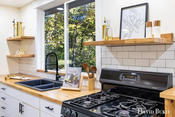 1875 11 Mile NE Road, Comstock Park, MI 49321