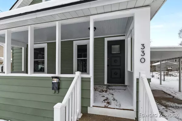 330 Norwood Street, Rockford, MI 49341