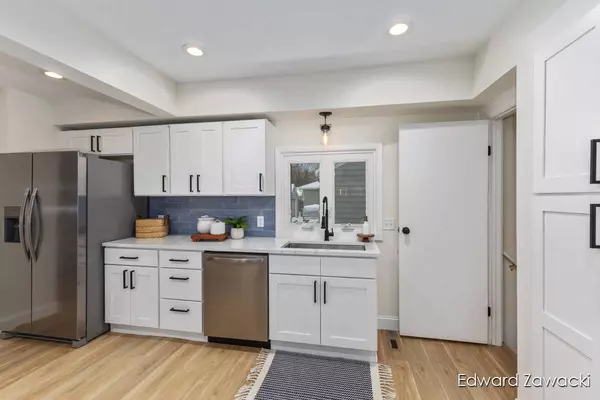 330 Norwood Street, Rockford, MI 49341