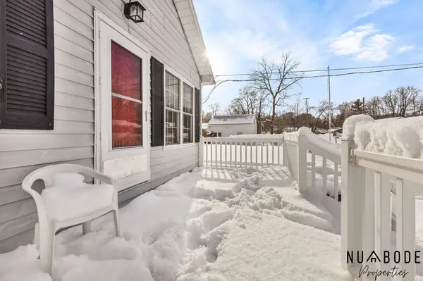 1728 Ira NW Avenue, Grand Rapids, MI 49504