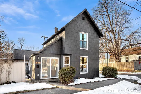 1245 Paris NE Avenue, Grand Rapids, MI 49505