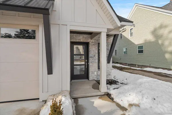 581 S Shore Drive, Holland, MI 49423