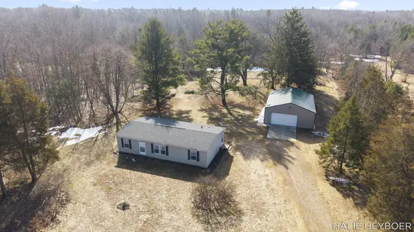 5430 128th Avenue, Fennville, MI 49408