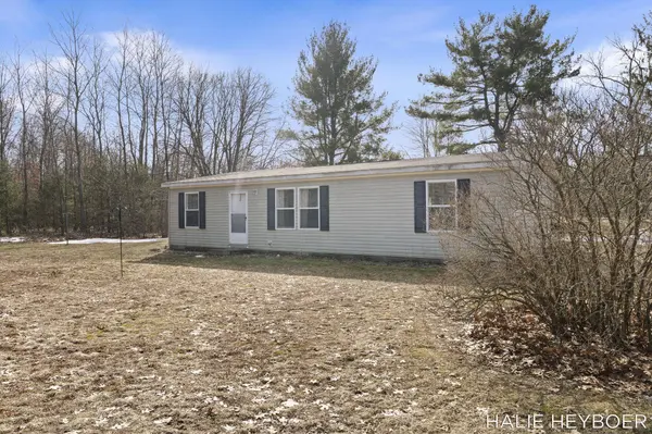 5430 128th Avenue, Fennville, MI 49408