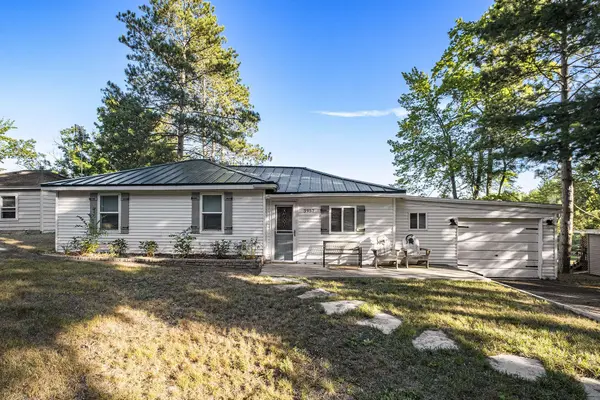3957 Cleveland W Drive, Bitely, MI 49309