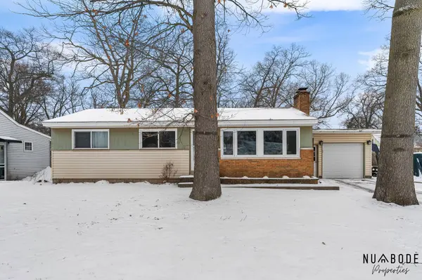 3447 Chippewa Drive, Norton Shores, MI 49441