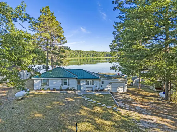 3957 Cleveland W Drive, Bitely, MI 49309