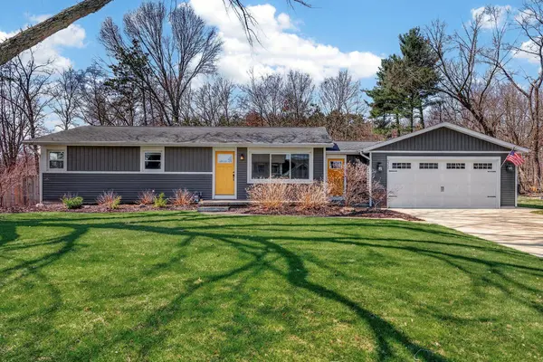 572 142nd Avenue, Holland, MI 49424