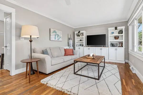 572 142nd Avenue, Holland, MI 49424