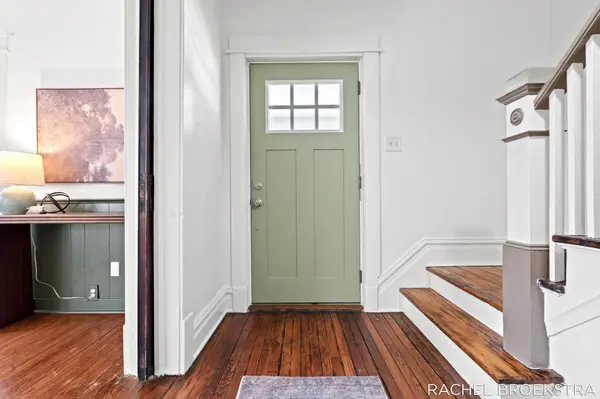 817 W Dale Avenue, Muskegon, MI 49441