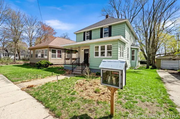 817 W Dale Avenue, Muskegon, MI 49441