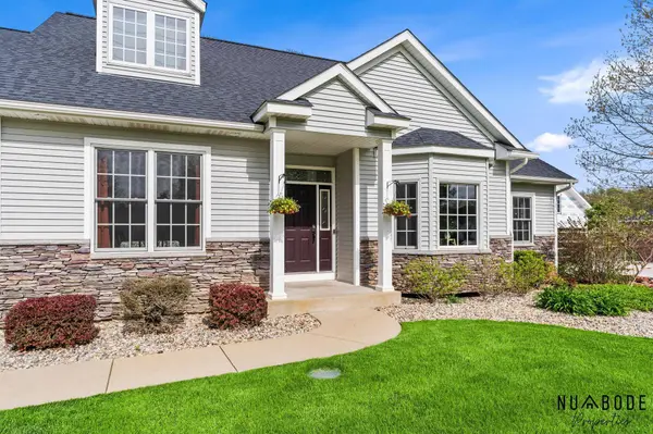 4082 Oakharbor Street, Kalamazoo, MI 49009