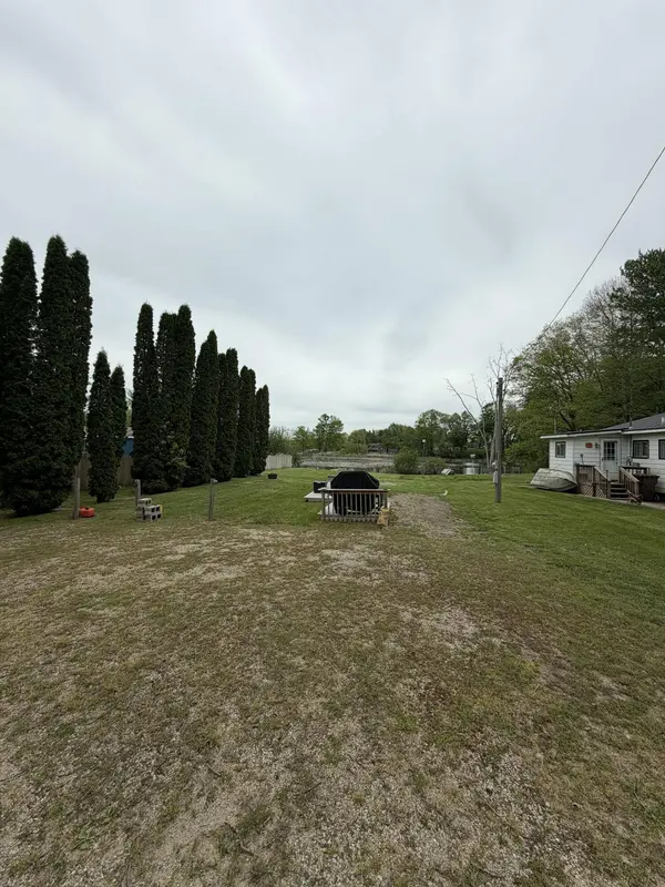 1410 N Park Street, Morley, MI 49336