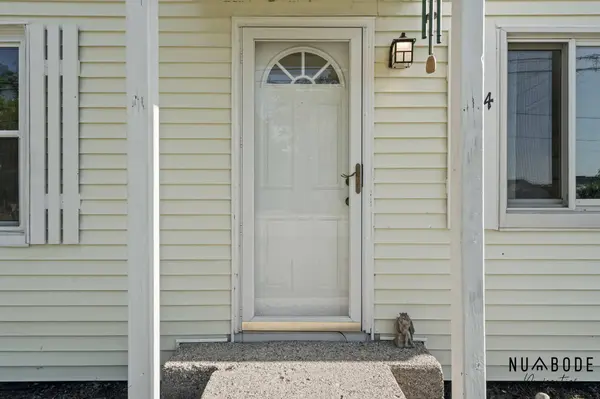 114 Nancy SE Street, Grand Rapids, MI 49548