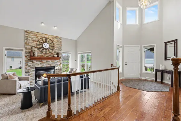 2011 Knollpoint NE Drive, Ada, MI 49301